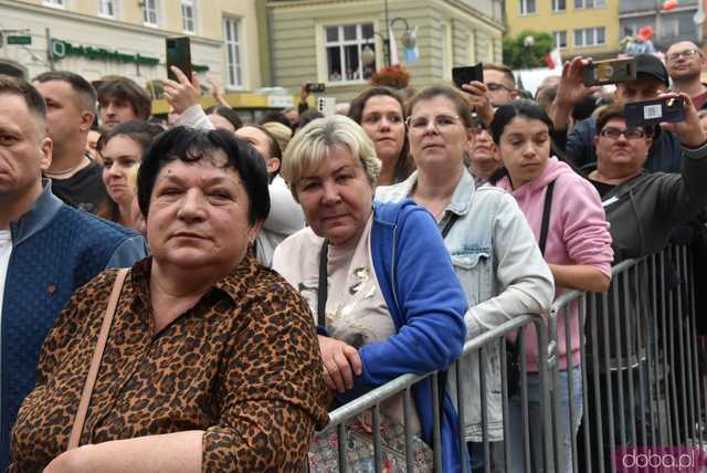 [WIDEO/FOTO] Tłumy na rozpoczęciu Święta Granitu Strzegomskiego. Zagrali Boys i Surprise