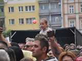 [WIDEO/FOTO] Tłumy na rozpoczęciu Święta Granitu Strzegomskiego. Zagrali Boys i Surprise