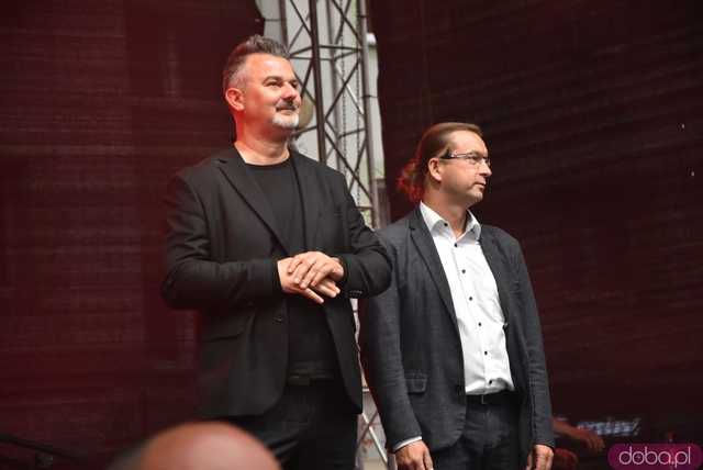 [WIDEO/FOTO] Tłumy na rozpoczęciu Święta Granitu Strzegomskiego. Zagrali Boys i Surprise