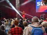 [WIDEO/FOTO] Tłumy na rozpoczęciu Święta Granitu Strzegomskiego. Zagrali Boys i Surprise