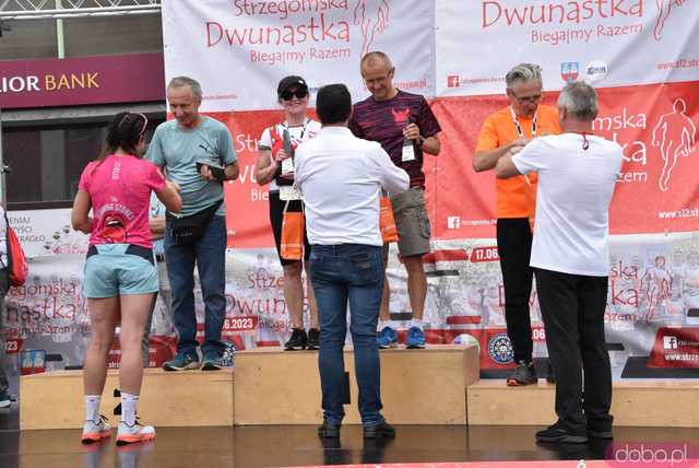 [DUŻO ZDJĘĆ/WYNIKI] Pobiegli w kolejnej odsłonie Strzegomskiej Dwunastki