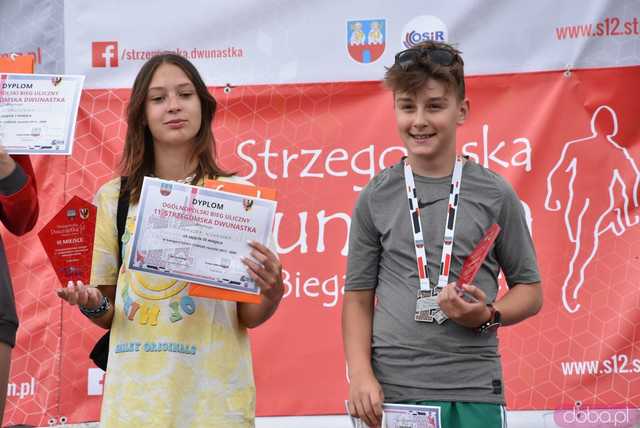 [DUŻO ZDJĘĆ/WYNIKI] Pobiegli w kolejnej odsłonie Strzegomskiej Dwunastki