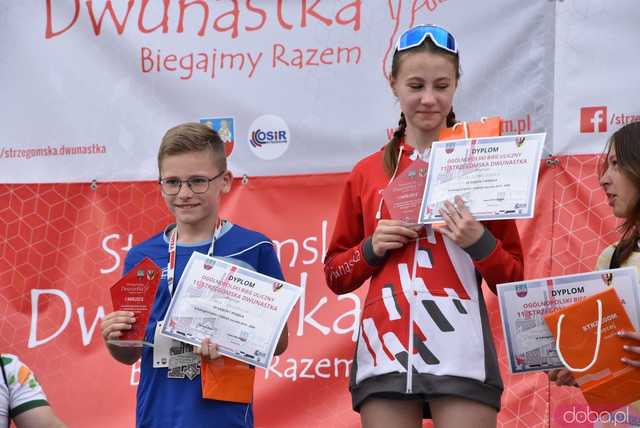 [DUŻO ZDJĘĆ/WYNIKI] Pobiegli w kolejnej odsłonie Strzegomskiej Dwunastki