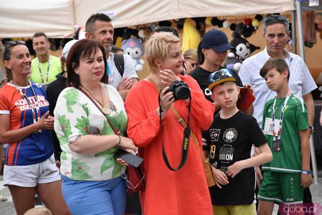 [DUŻO ZDJĘĆ/WYNIKI] Pobiegli w kolejnej odsłonie Strzegomskiej Dwunastki