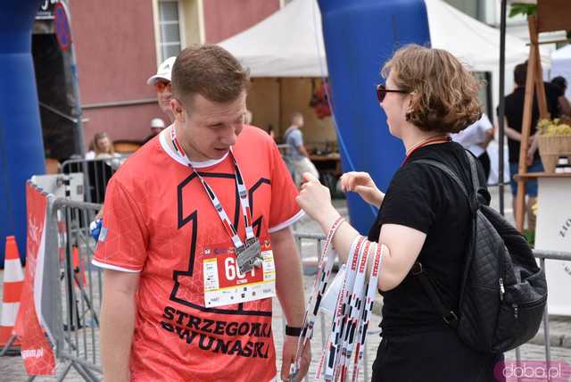 [DUŻO ZDJĘĆ/WYNIKI] Pobiegli w kolejnej odsłonie Strzegomskiej Dwunastki