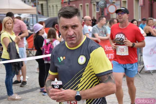 [DUŻO ZDJĘĆ/WYNIKI] Pobiegli w kolejnej odsłonie Strzegomskiej Dwunastki