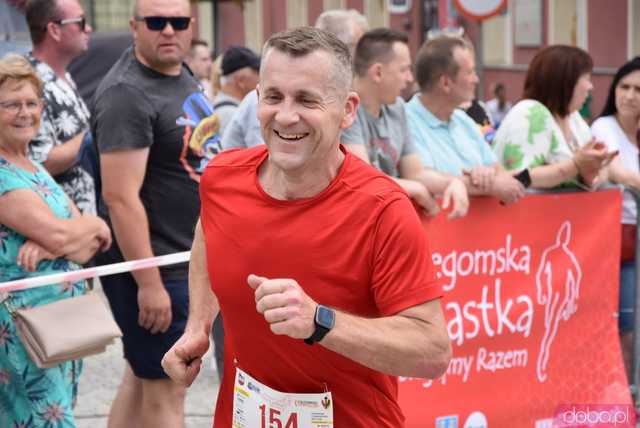 [DUŻO ZDJĘĆ/WYNIKI] Pobiegli w kolejnej odsłonie Strzegomskiej Dwunastki