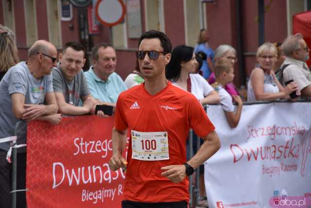 [DUŻO ZDJĘĆ/WYNIKI] Pobiegli w kolejnej odsłonie Strzegomskiej Dwunastki