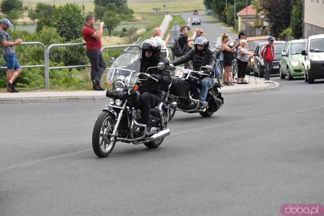 [WIDEO/FOTO] Kilkuset motocyklistów na III Międzynarodowym Zlocie w Dobromierzu