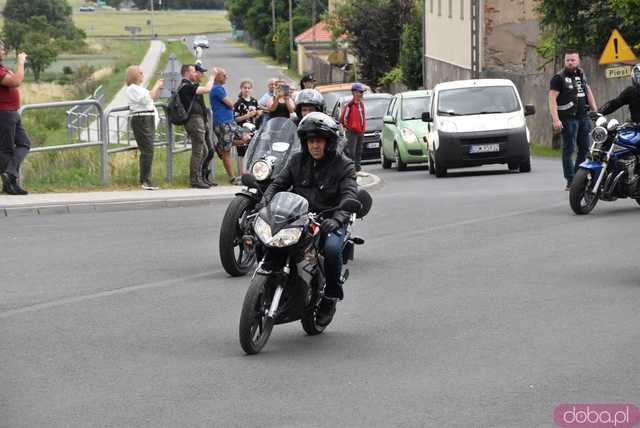 [WIDEO/FOTO] Kilkuset motocyklistów na III Międzynarodowym Zlocie w Dobromierzu
