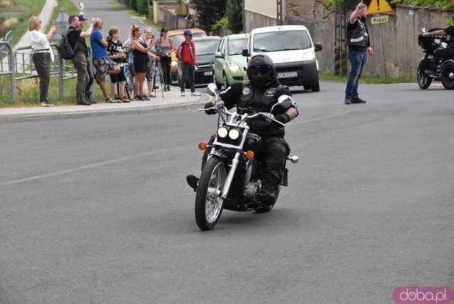 [WIDEO/FOTO] Kilkuset motocyklistów na III Międzynarodowym Zlocie w Dobromierzu