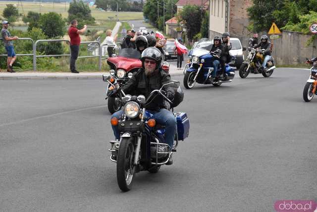 [WIDEO/FOTO] Kilkuset motocyklistów na III Międzynarodowym Zlocie w Dobromierzu