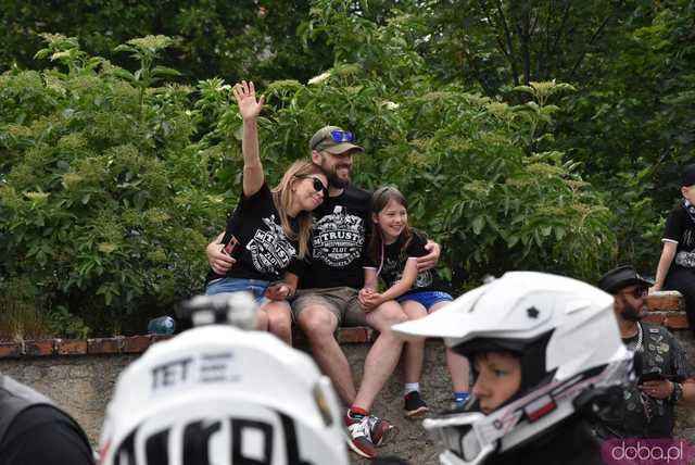 [WIDEO/FOTO] Kilkuset motocyklistów na III Międzynarodowym Zlocie w Dobromierzu