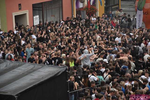 [WIDEO/FOTO] Żabson porwał strzegomską publiczność na zwieńczenie sobotniej części Święta Granitu