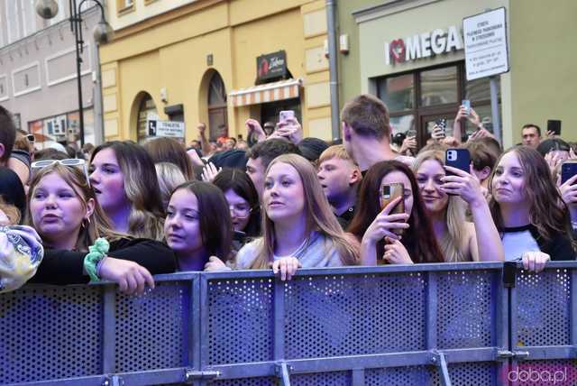 [WIDEO/FOTO] Żabson porwał strzegomską publiczność na zwieńczenie sobotniej części Święta Granitu