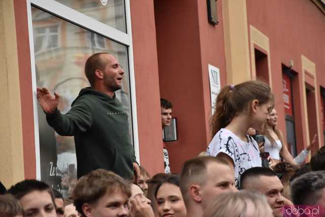 [WIDEO/FOTO] Żabson porwał strzegomską publiczność na zwieńczenie sobotniej części Święta Granitu