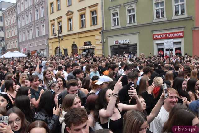 [WIDEO/FOTO] Żabson porwał strzegomską publiczność na zwieńczenie sobotniej części Święta Granitu