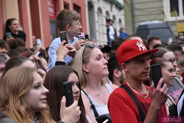 [WIDEO/FOTO] Żabson porwał strzegomską publiczność na zwieńczenie sobotniej części Święta Granitu