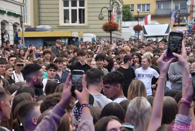 [WIDEO/FOTO] Żabson porwał strzegomską publiczność na zwieńczenie sobotniej części Święta Granitu