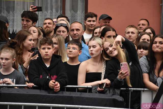 [WIDEO/FOTO] Żabson porwał strzegomską publiczność na zwieńczenie sobotniej części Święta Granitu