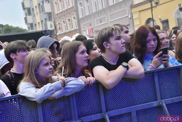 [WIDEO/FOTO] Żabson porwał strzegomską publiczność na zwieńczenie sobotniej części Święta Granitu