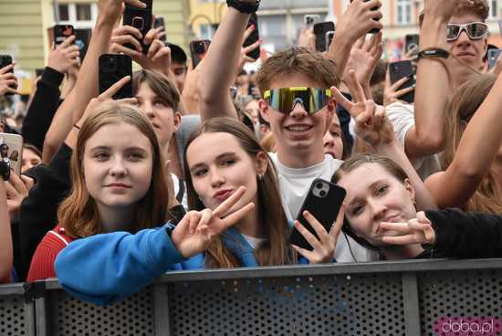[WIDEO/FOTO] Żabson porwał strzegomską publiczność na zwieńczenie sobotniej części Święta Granitu