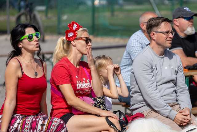 [FOTO] Wspierali biało-czerwonych na Żarowskiej Strefie Kibica. Rozegrano też turniej w Mega Piłkarzyki