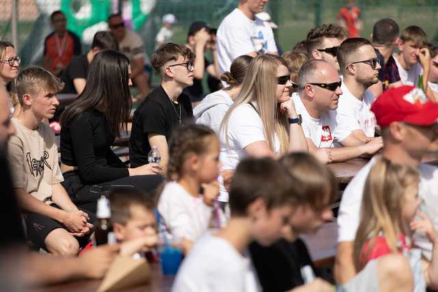 [FOTO] Wspierali biało-czerwonych na Żarowskiej Strefie Kibica. Rozegrano też turniej w Mega Piłkarzyki