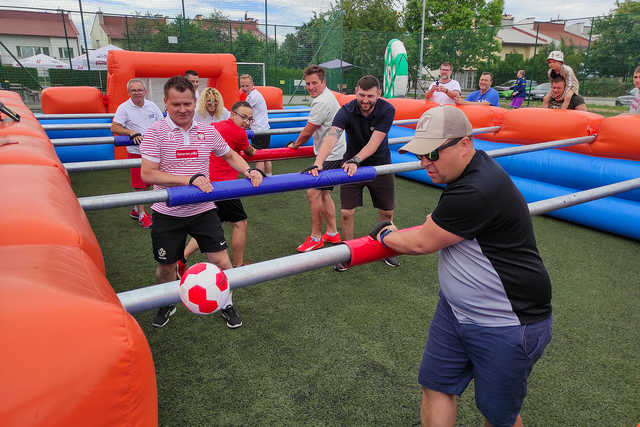[FOTO] Wspierali biało-czerwonych na Żarowskiej Strefie Kibica. Rozegrano też turniej w Mega Piłkarzyki