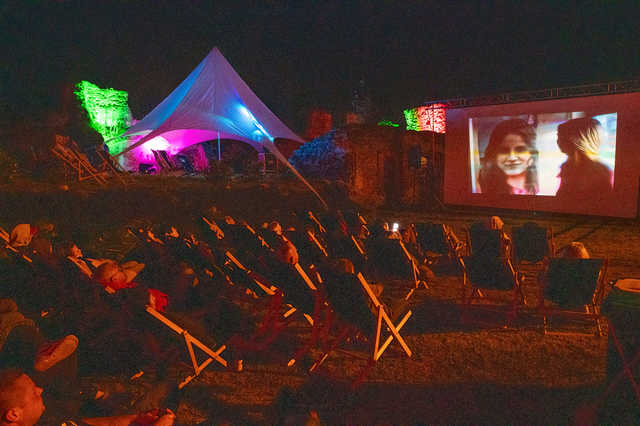 [FOTO] Ale klimat! Wystartował Żarowski Festiwal Filmowy. Przed nami jeszcze jedna projekcja