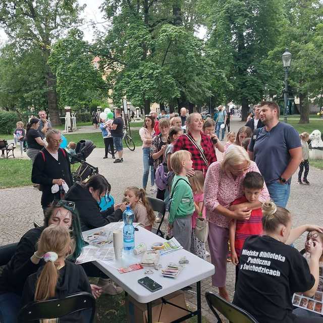 [DUŻO ZDJĘĆ] Świetna zabawa i moc atrakcji na Pikniku z okazji Dnia Dziecka w Śiwbeodzicach