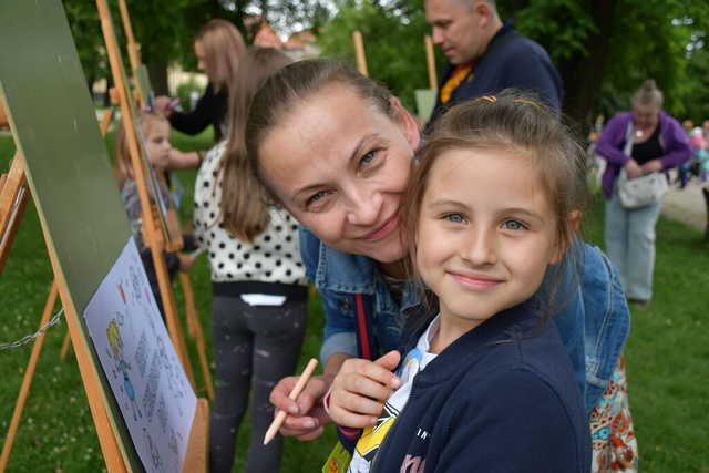 [DUŻO ZDJĘĆ] Świetna zabawa i moc atrakcji na Pikniku z okazji Dnia Dziecka w Śiwbeodzicach