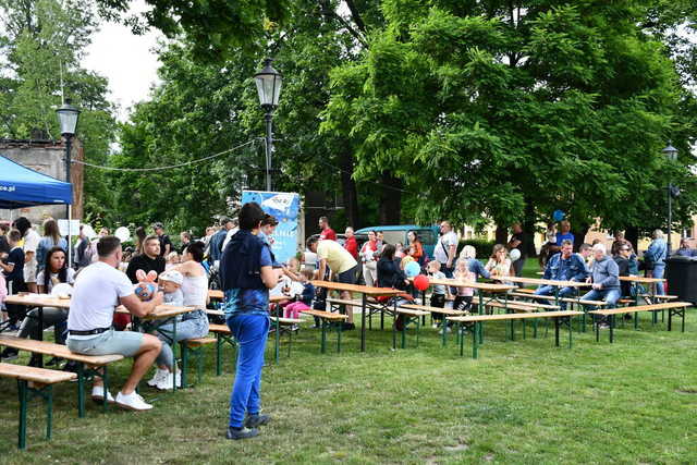 [DUŻO ZDJĘĆ] Świetna zabawa i moc atrakcji na Pikniku z okazji Dnia Dziecka w Śiwbeodzicach