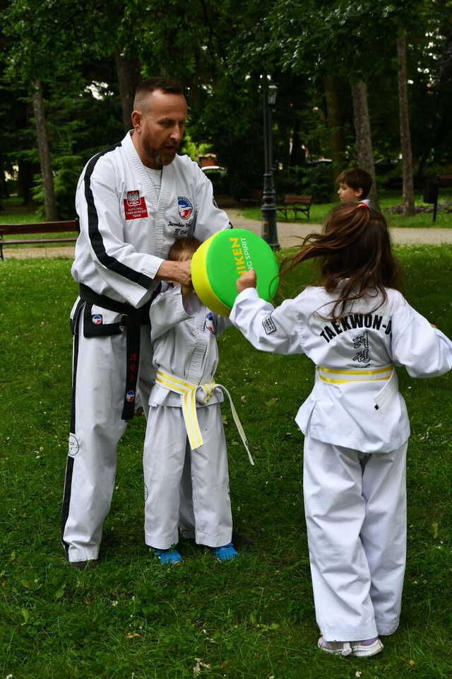 [DUŻO ZDJĘĆ] Świetna zabawa i moc atrakcji na Pikniku z okazji Dnia Dziecka w Śiwbeodzicach
