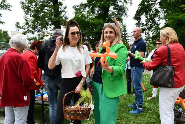 [DUŻO ZDJĘĆ] Świetna zabawa i moc atrakcji na Pikniku z okazji Dnia Dziecka w Śiwbeodzicach