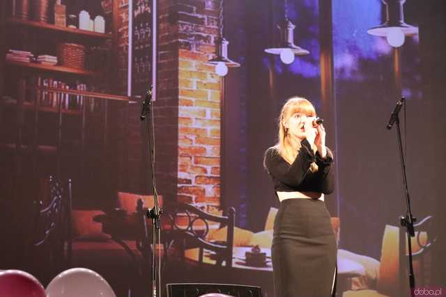 [FOTO] Miłość ci wszystko wybaczy. Koncert charytatywny Zespołu Wokalnego Viento w Kasprowiczu
