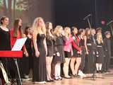 [FOTO] Miłość ci wszystko wybaczy. Koncert charytatywny Zespołu Wokalnego Viento w Kasprowiczu