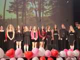 [FOTO] Miłość ci wszystko wybaczy. Koncert charytatywny Zespołu Wokalnego Viento w Kasprowiczu