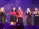 [FOTO] Miłość ci wszystko wybaczy. Koncert charytatywny Zespołu Wokalnego Viento w Kasprowiczu