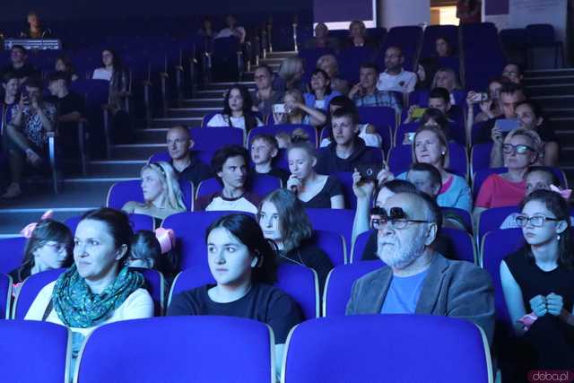 [FOTO] Miłość ci wszystko wybaczy. Koncert charytatywny Zespołu Wokalnego Viento w Kasprowiczu