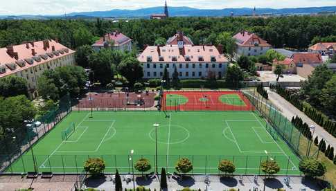 Kompleks sportowy w nowej odsłonie! Zobaczcie, jak prezentują się boiska po gruntownej renowacji