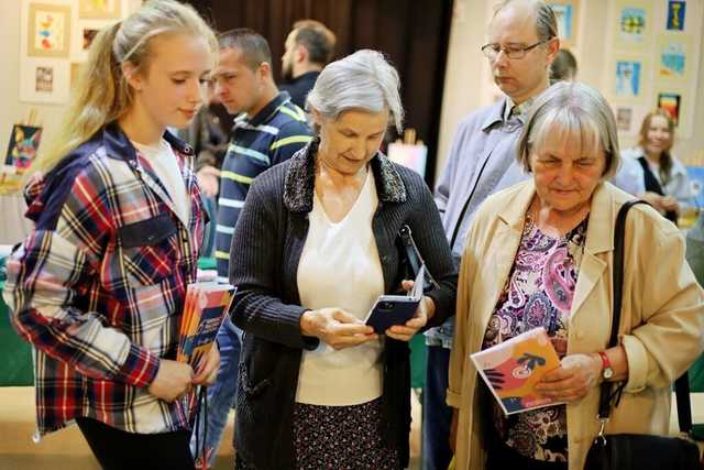 [FOTO] Zaprezentowano dorobek artystyczny najmłodszych podopiecznych żarowskiego GCKiS