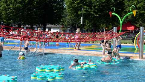 Otwarcie basenu letniego w Świdnicy 