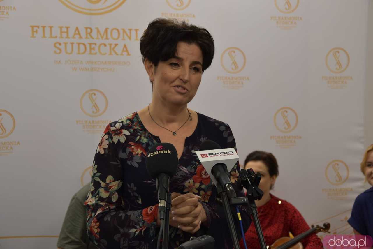 [WIDEO/FOTO] Kilka festiwali, rozbudowana oferta edukacyjna i wiele nowości. Co będzie się działo podczas 47. sezonu artystycznego w Filharmonii Sudeckiej?