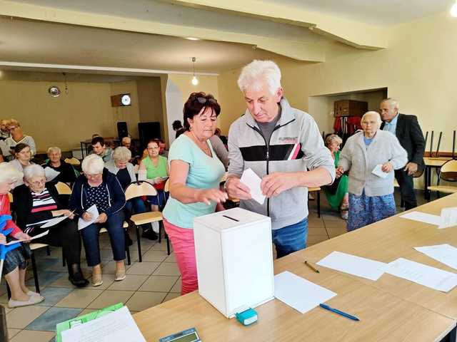 [FOTO] Trwają wybory sołtysów w gminie Żarów