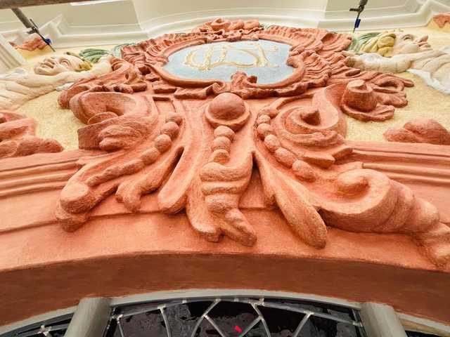 [FOTO] Zerknijcie na efekty prac konserwatorskich przy elewacji Sanktuarium św. Józefa!
