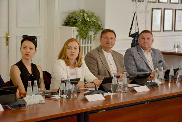 Absolutorium dla burmistrza Strzegomia za zeszłoroczny budżet. Jak głosowali radni? 