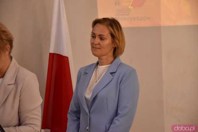[FOTO] Pożegnanie dyrektor ZSCKR w Mokrzeszowie. Kto obejmie to stanowisko od września?