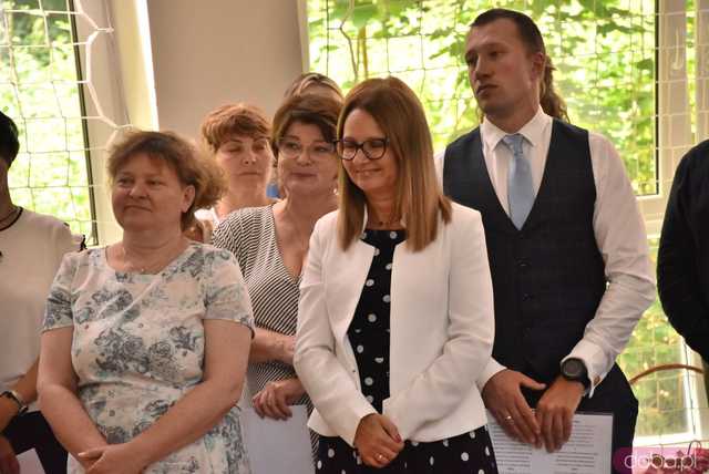 [FOTO] Pożegnanie dyrektor ZSCKR w Mokrzeszowie. Kto obejmie to stanowisko od września?