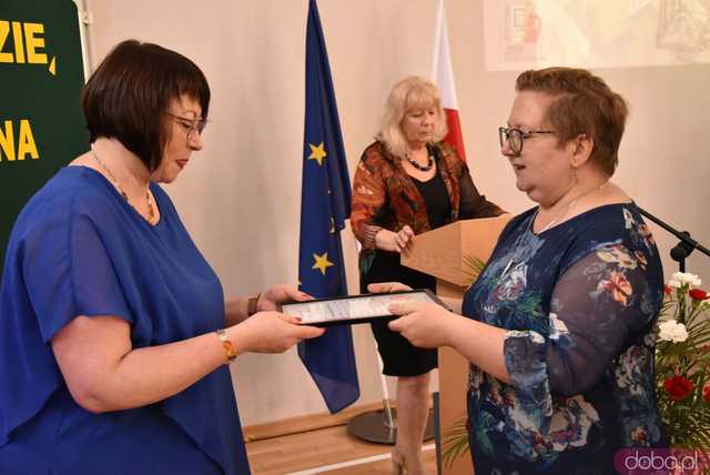 [FOTO] Pożegnanie dyrektor ZSCKR w Mokrzeszowie. Kto obejmie to stanowisko od września?